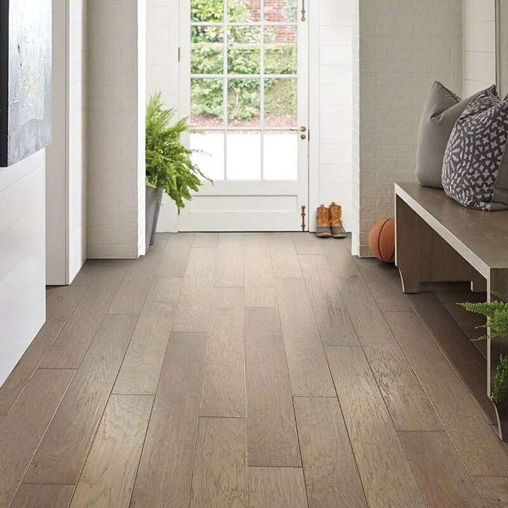 Flooring and Decor